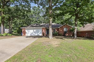 New Construction real estate media in Conway, Arkansas by Avery & Bryant
