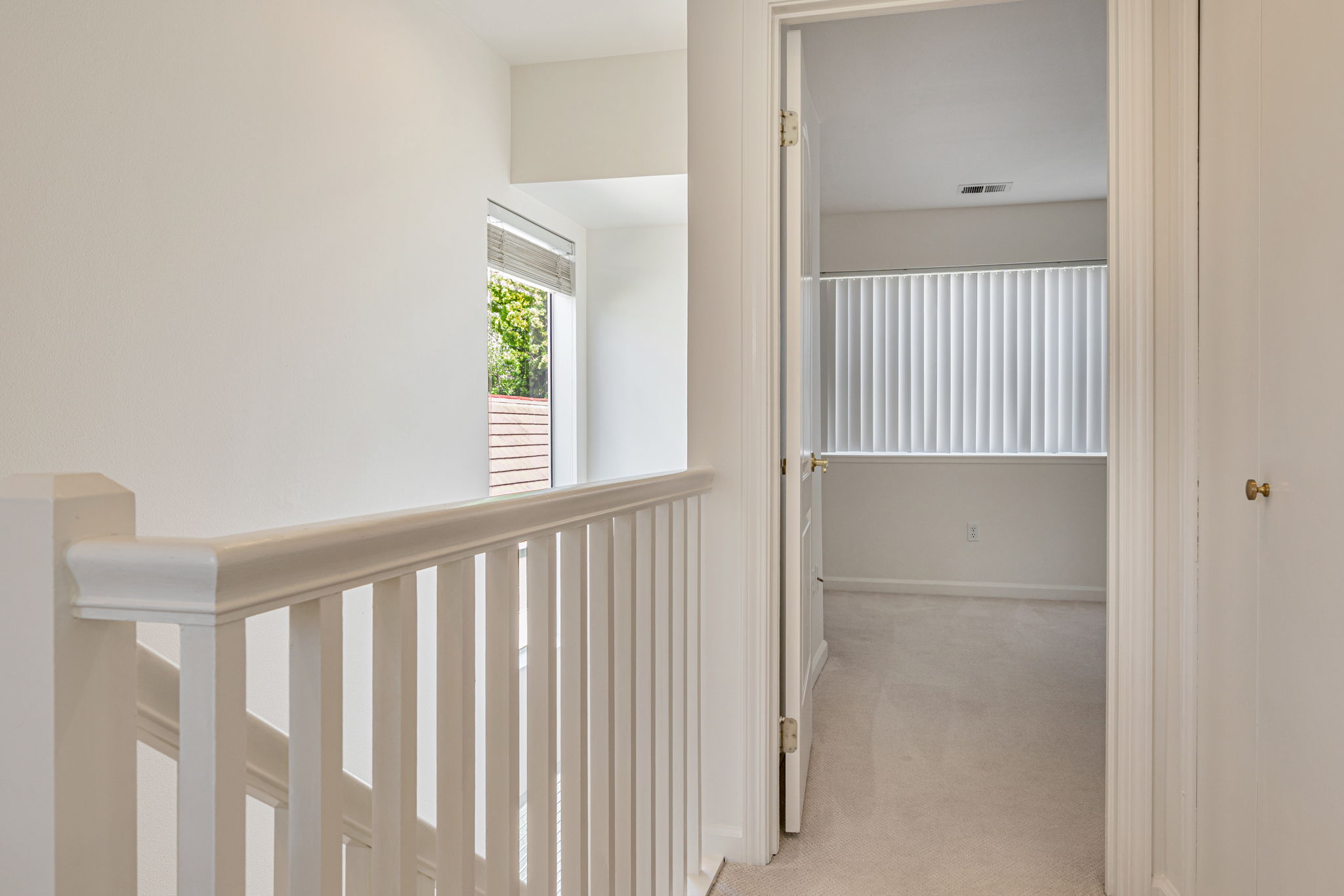 017_2561 Park Blvd N201