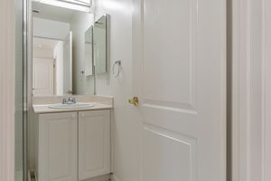 027_2561 Park Blvd N201