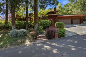 001_F8_2561 Rolling Hills Ct
