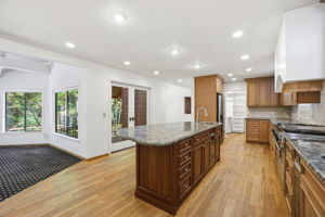 016_F8_2561 Rolling Hills Ct