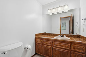064_F8_2561 Rolling Hills Ct