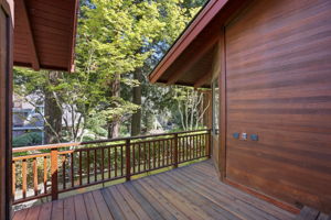 067_F8_2561 Rolling Hills Ct