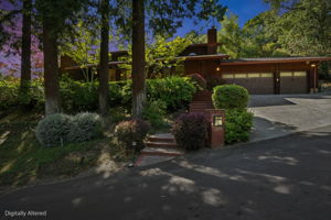  Photo 0
