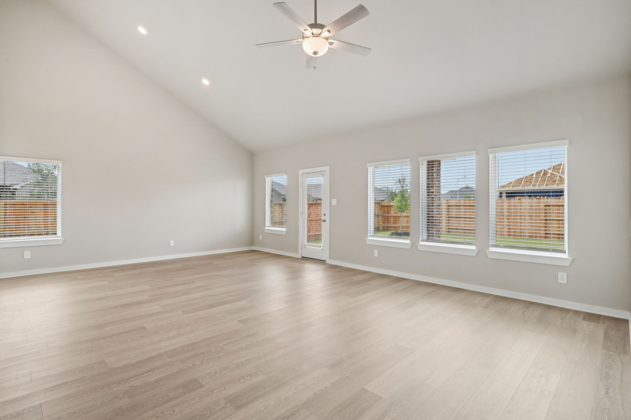 Houston - Southwinds- 2562 Bay Winds Ln Baytown TX 7752-010