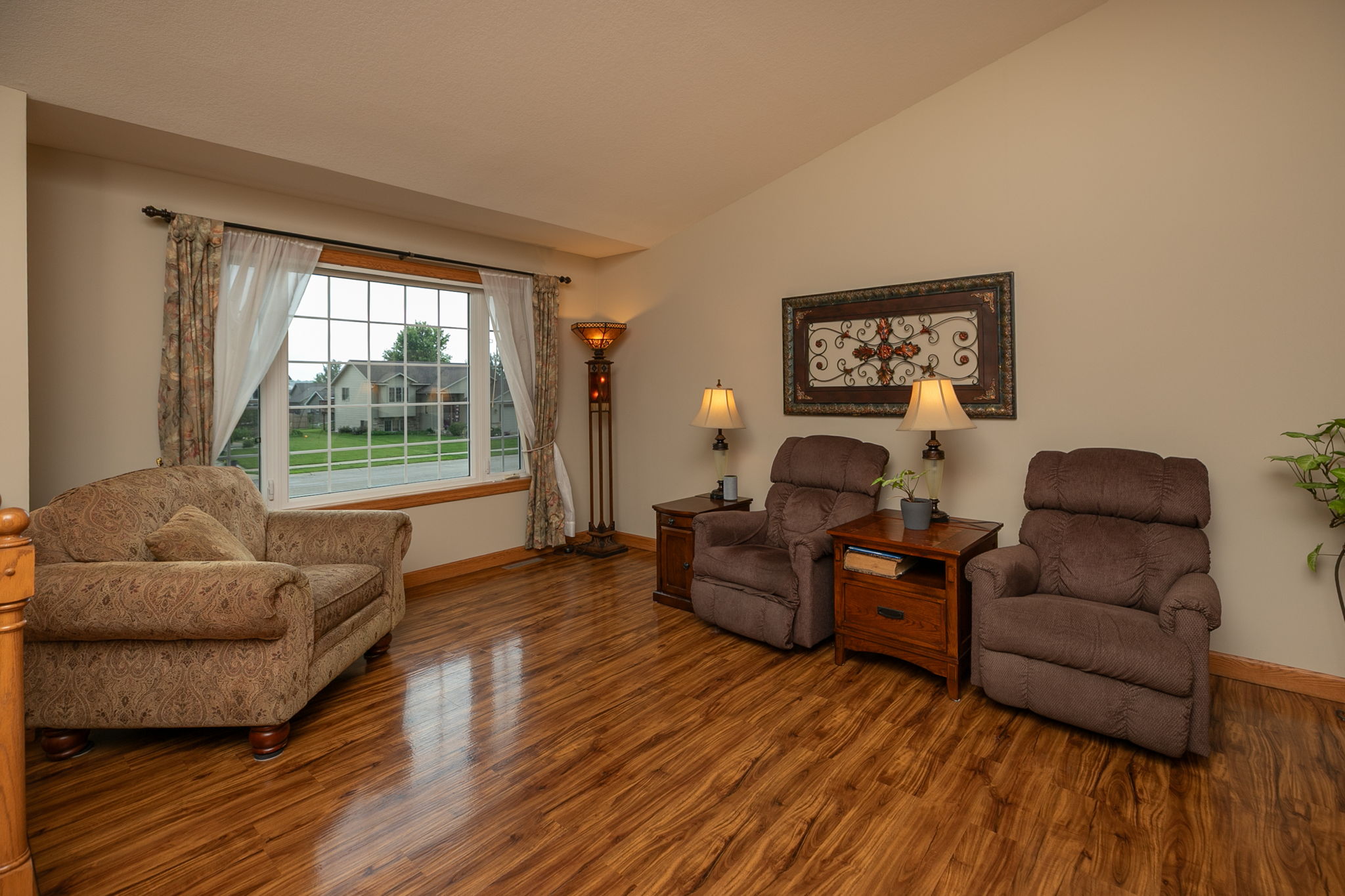 05-Living Room