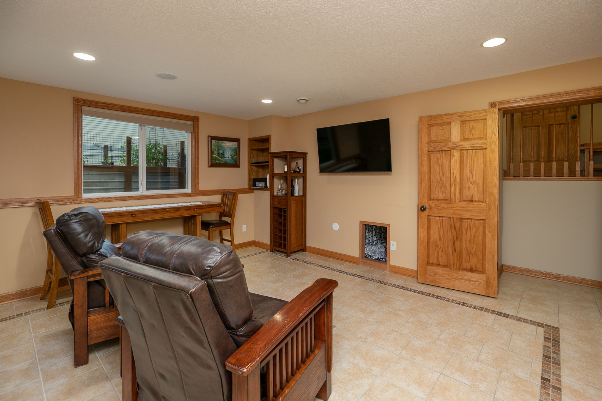 24-Family Room