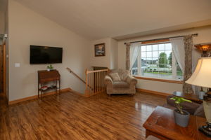 06-Living Room