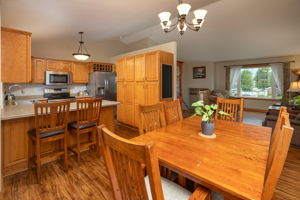 10-Dining Room