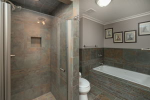 35-Bathroom