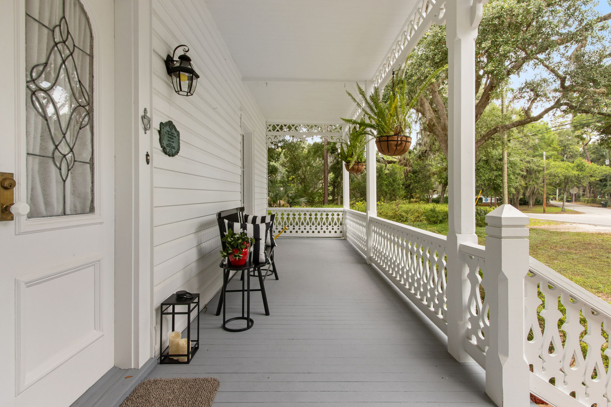 Front Entry Detail