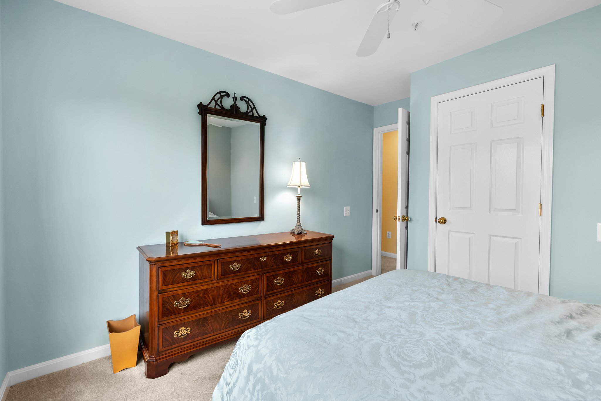 26. 2562 Sutcliff Terrace.jpg