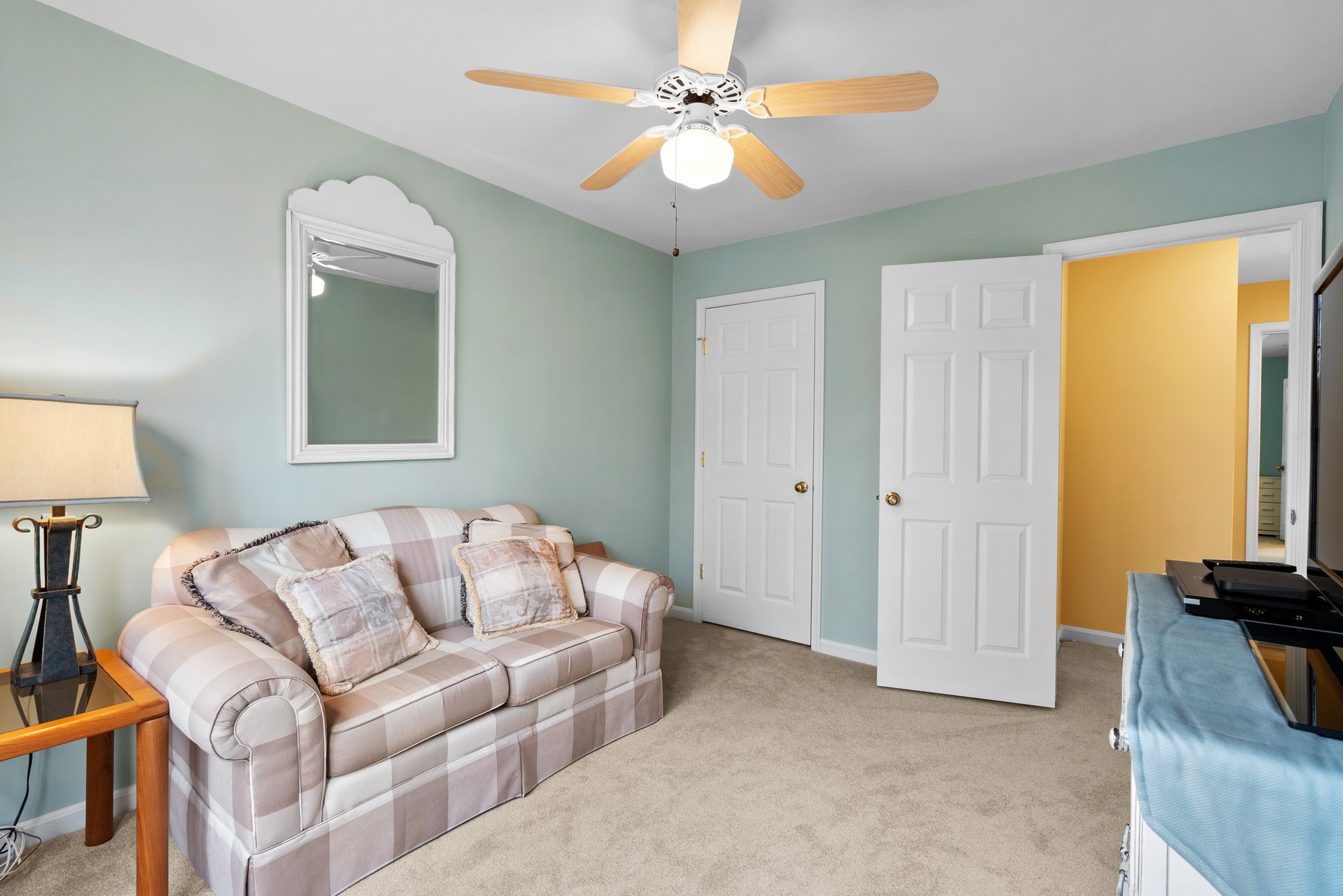 24. 2562 Sutcliff Terrace.jpg