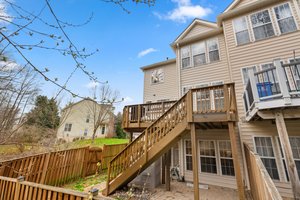 46. 2562 Sutcliff Terrace.jpg