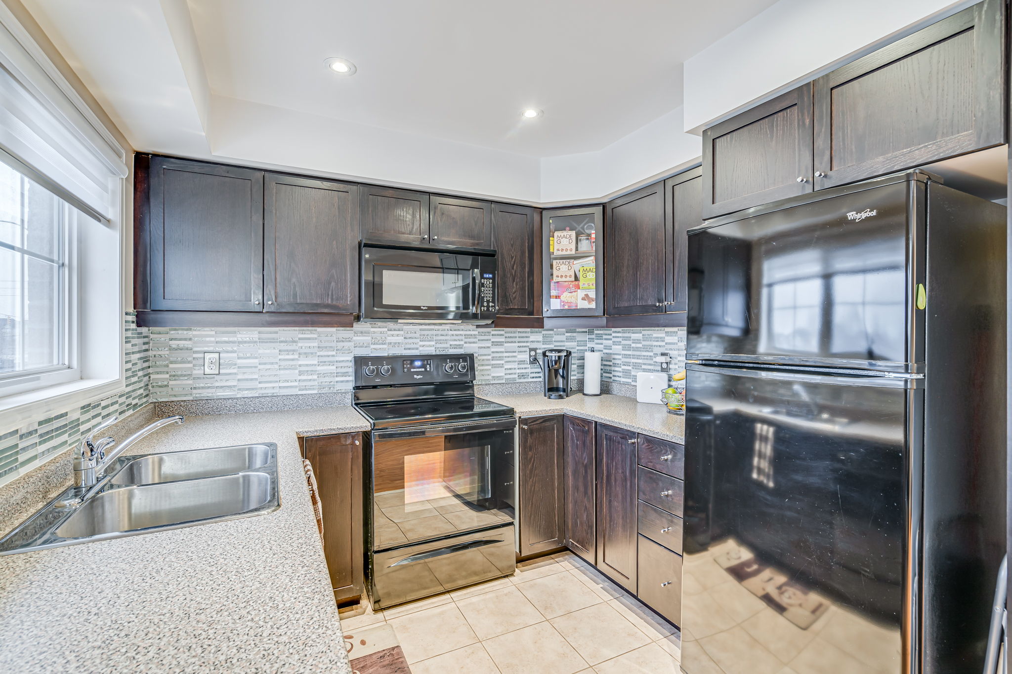  2563 Sixth Line Unit 5, Oakville, ON L6H, US Photo 19