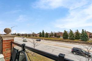  2563 Sixth Line Unit 5, Oakville, ON L6H, US Photo 31