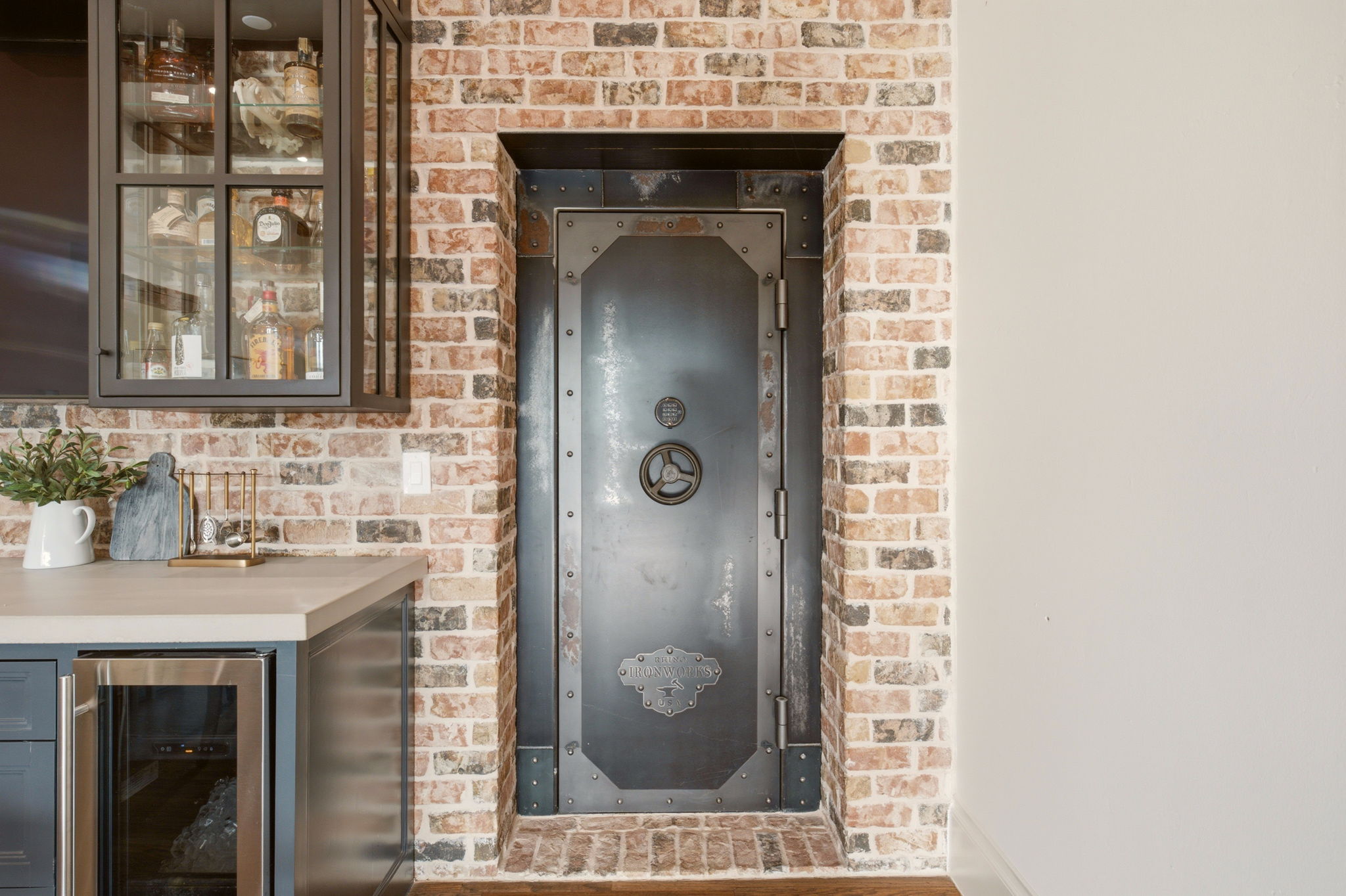  Photo 42