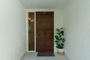  Photo 0