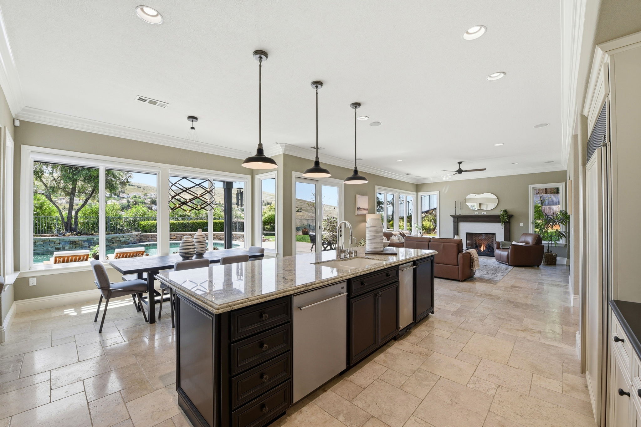 025_F8_2566 Bentley Ridge Dr