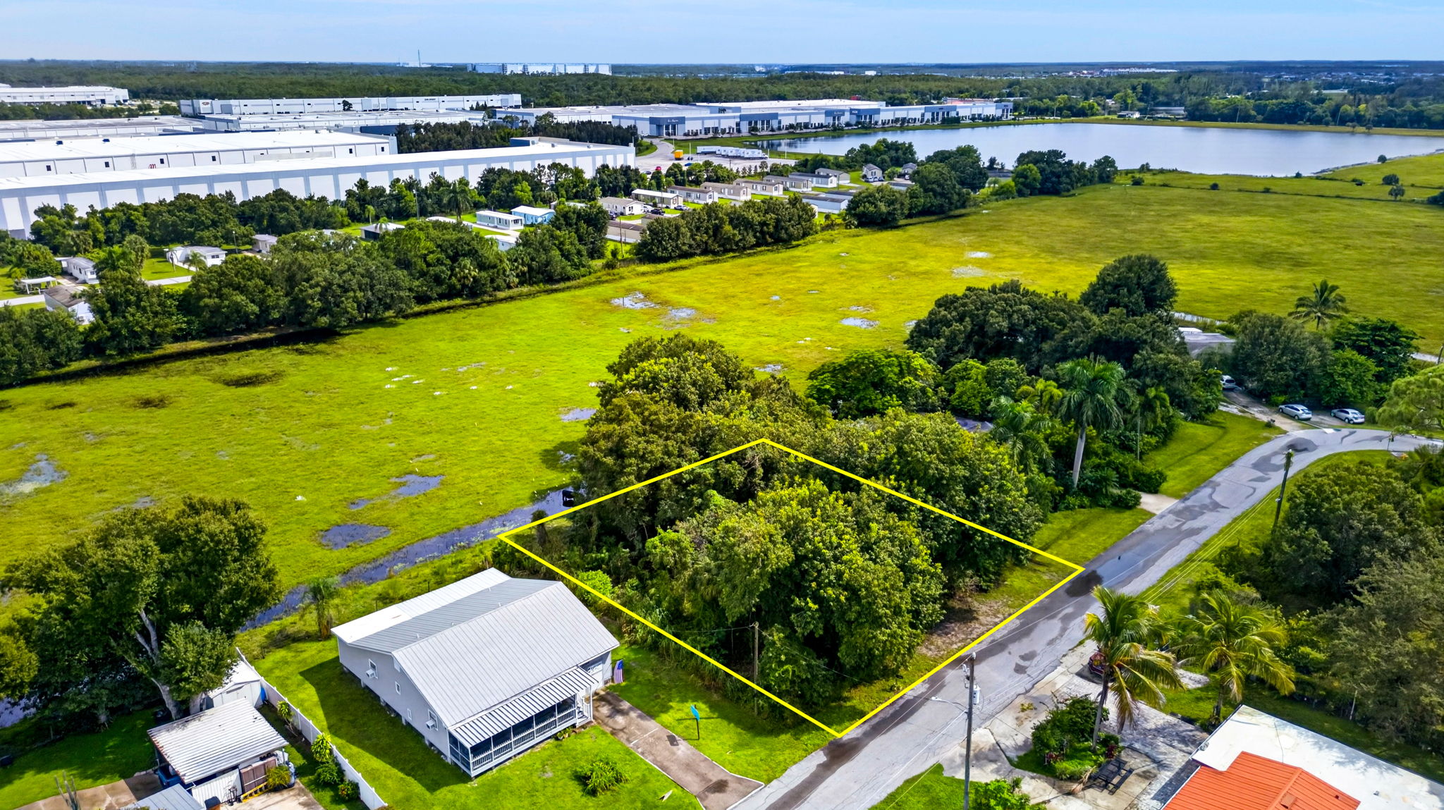 Aerial Front Exterior 3 - lot line
