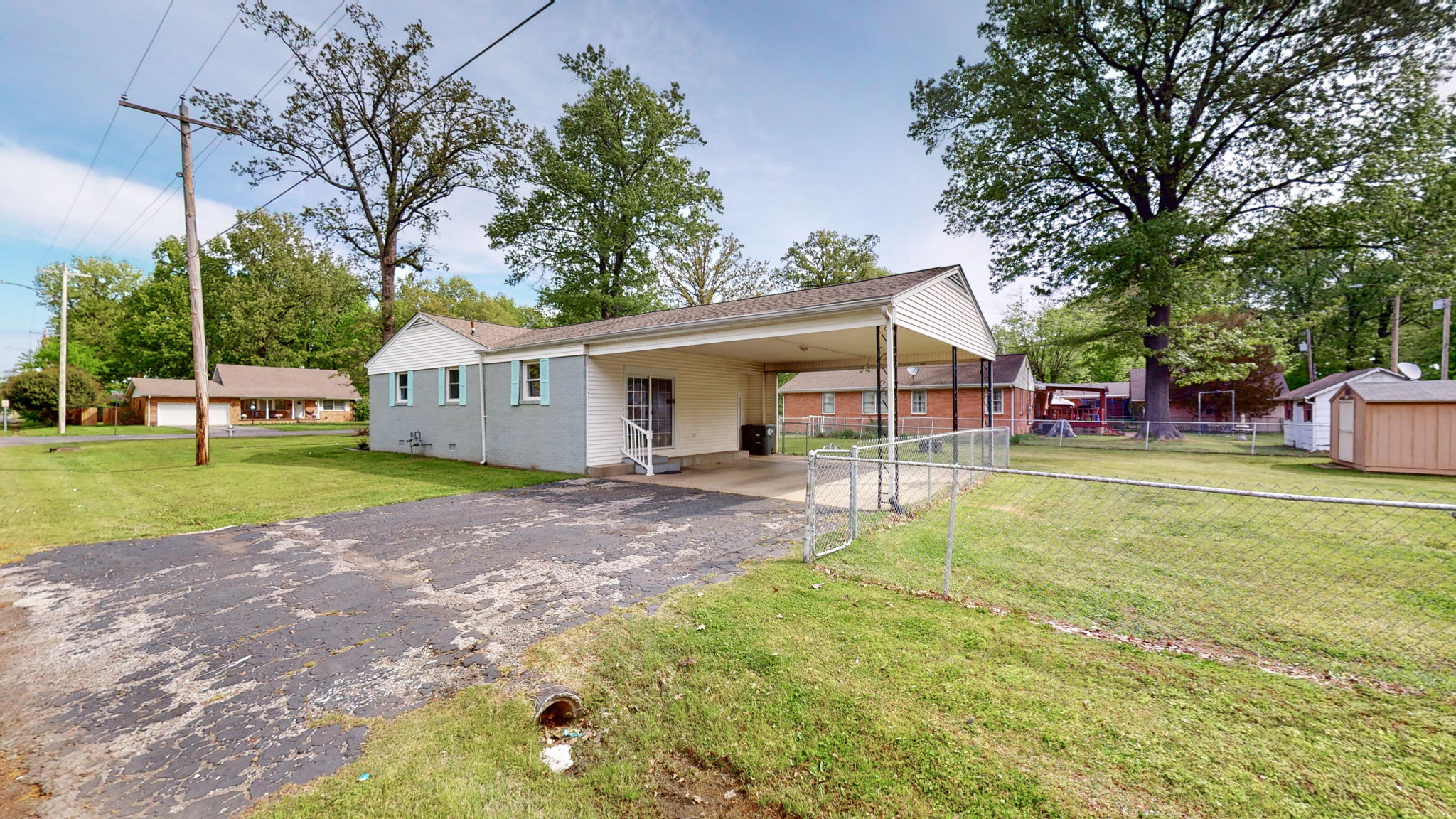 2566 Trimble St, Paducah, KY 42001 Real 3D Space