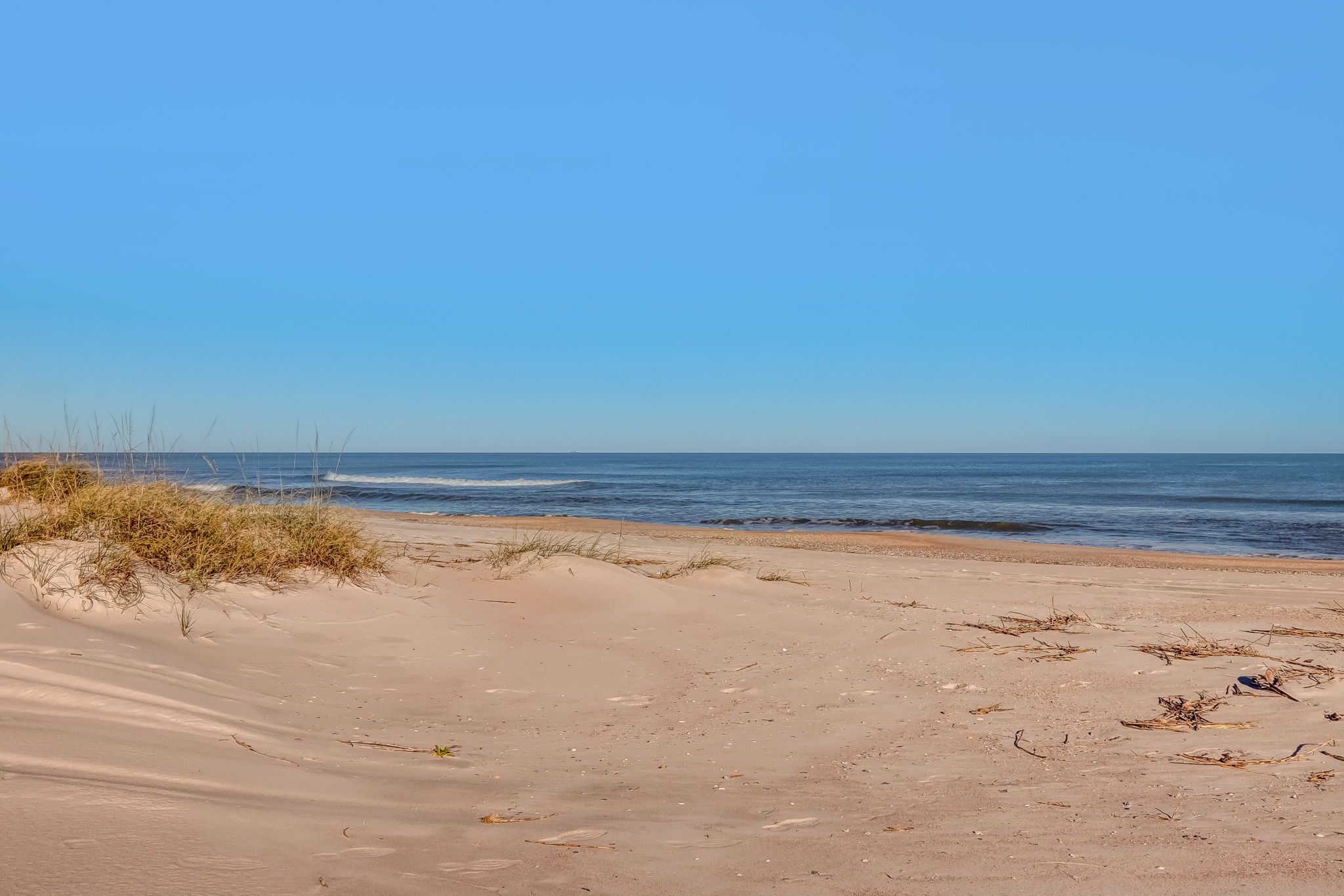 Your toes are in the sand in minutes!