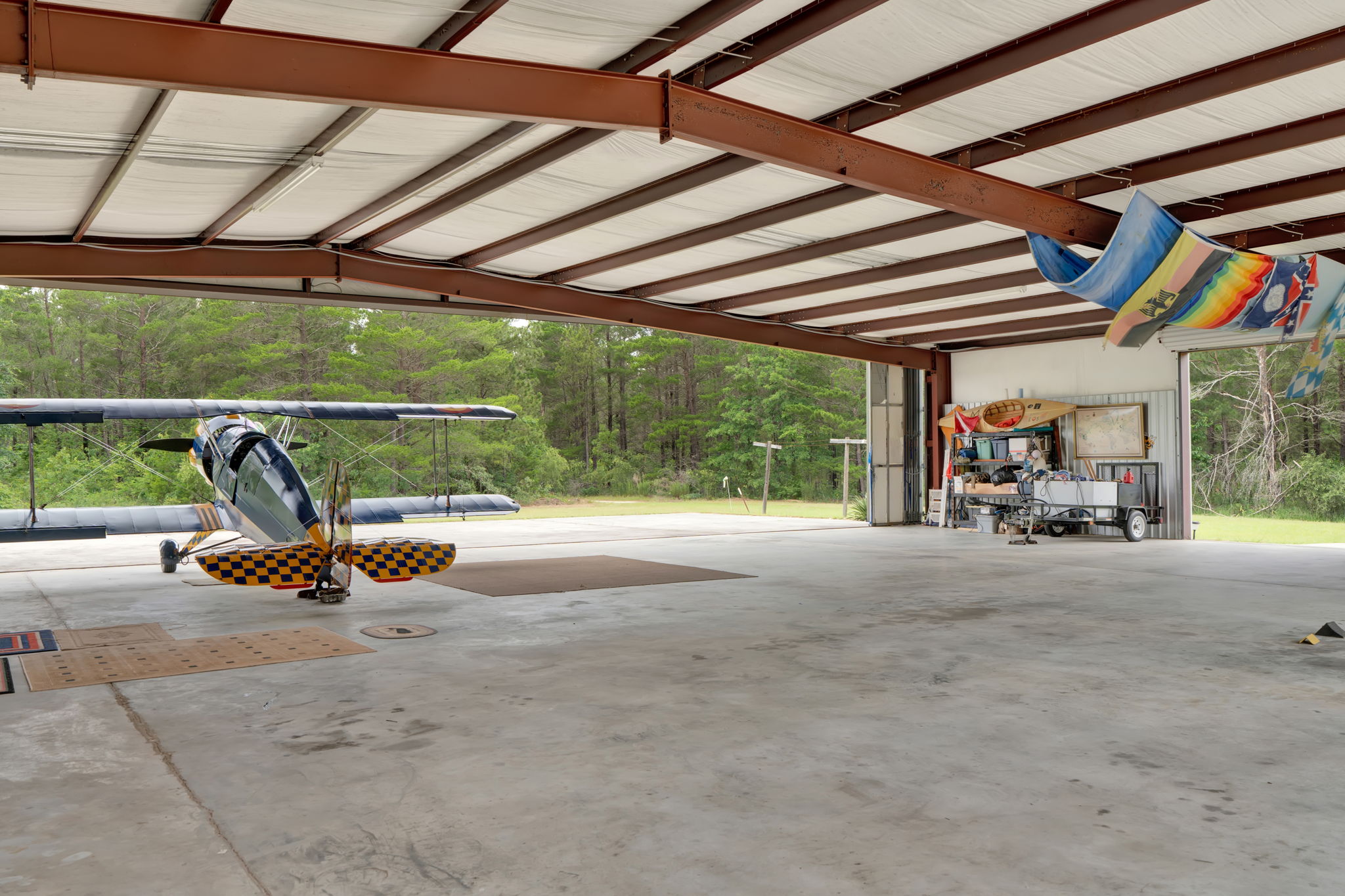 102 - Home Hanger 1