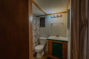  Photo 40