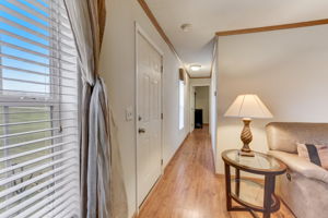  Marvin Gill Rd-004