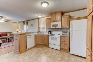  Marvin Gill Rd-010