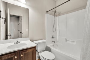  Photo 43