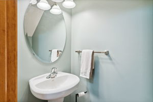 14_Interior