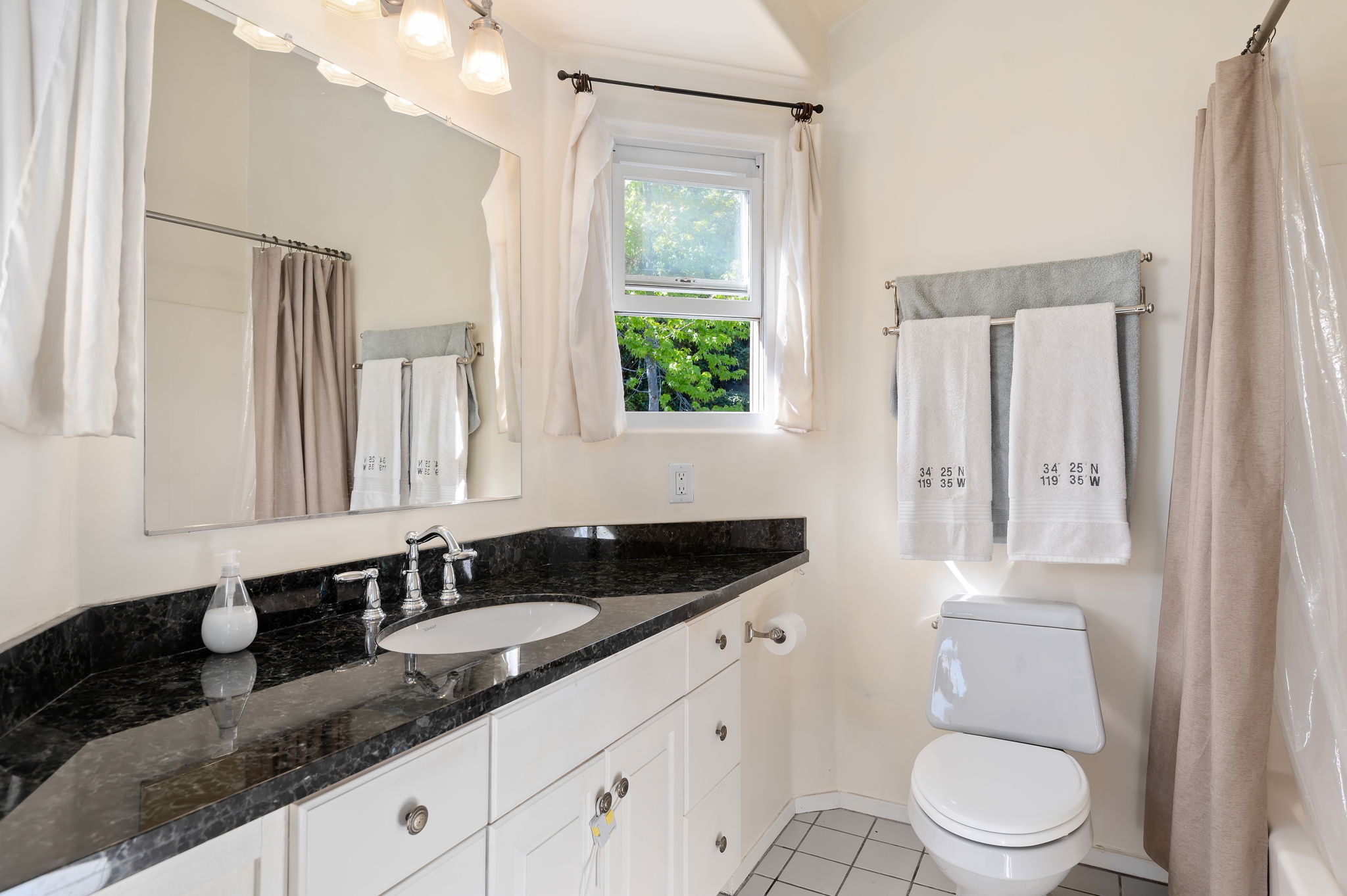 18 - Primary Bathroom