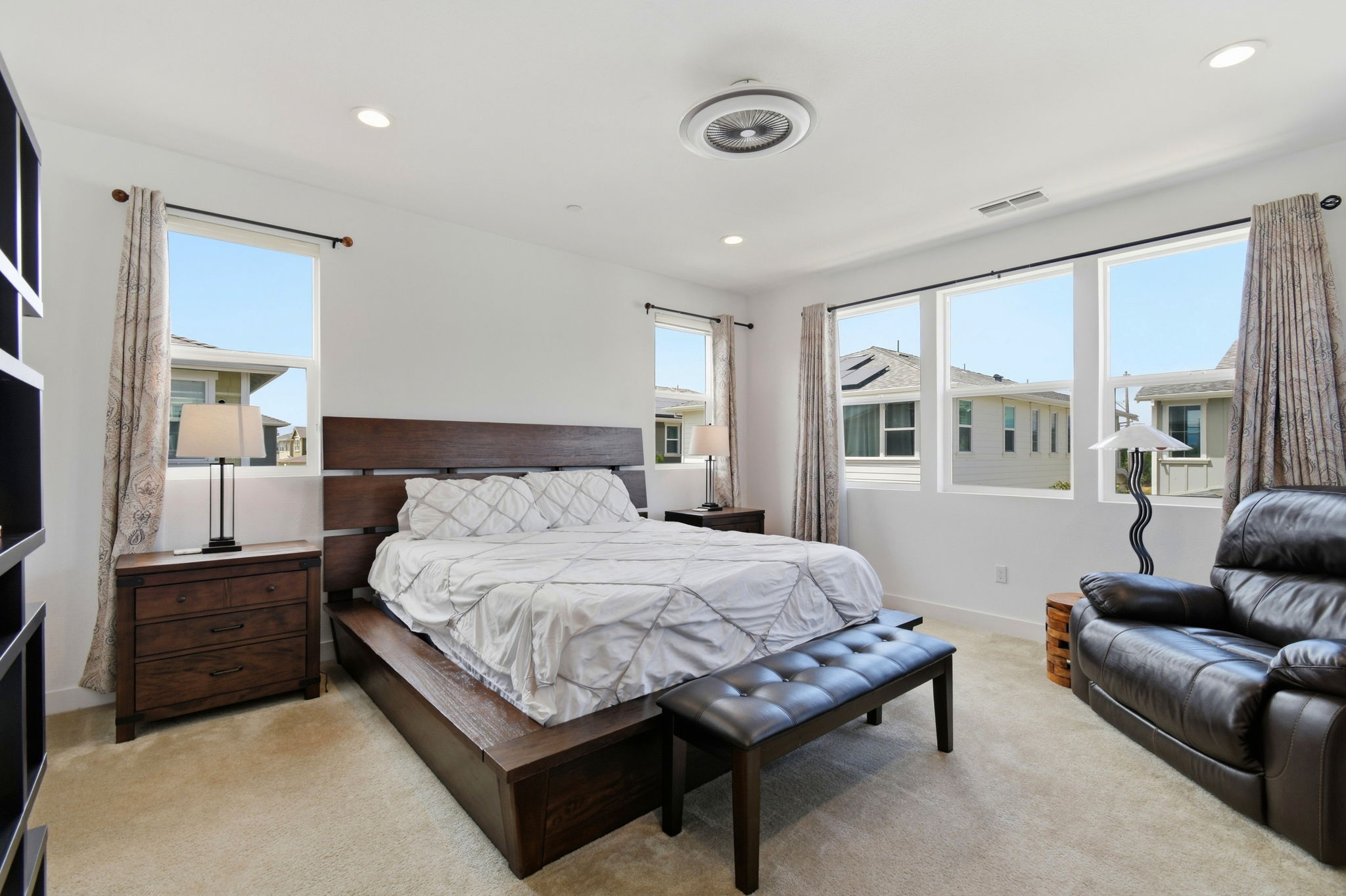 Second-Level Primary Ensuite