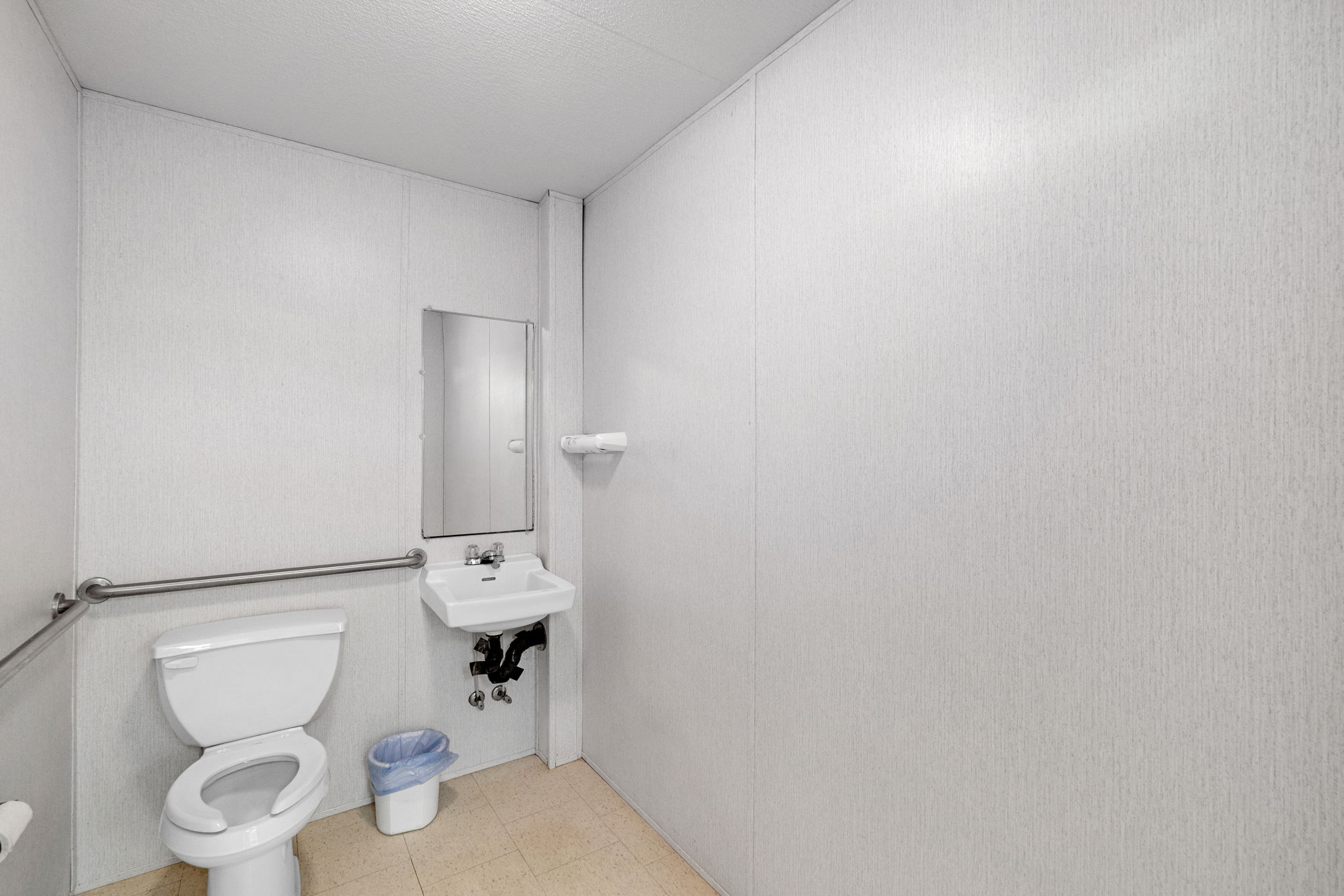 2571 Gibbs Rd-11