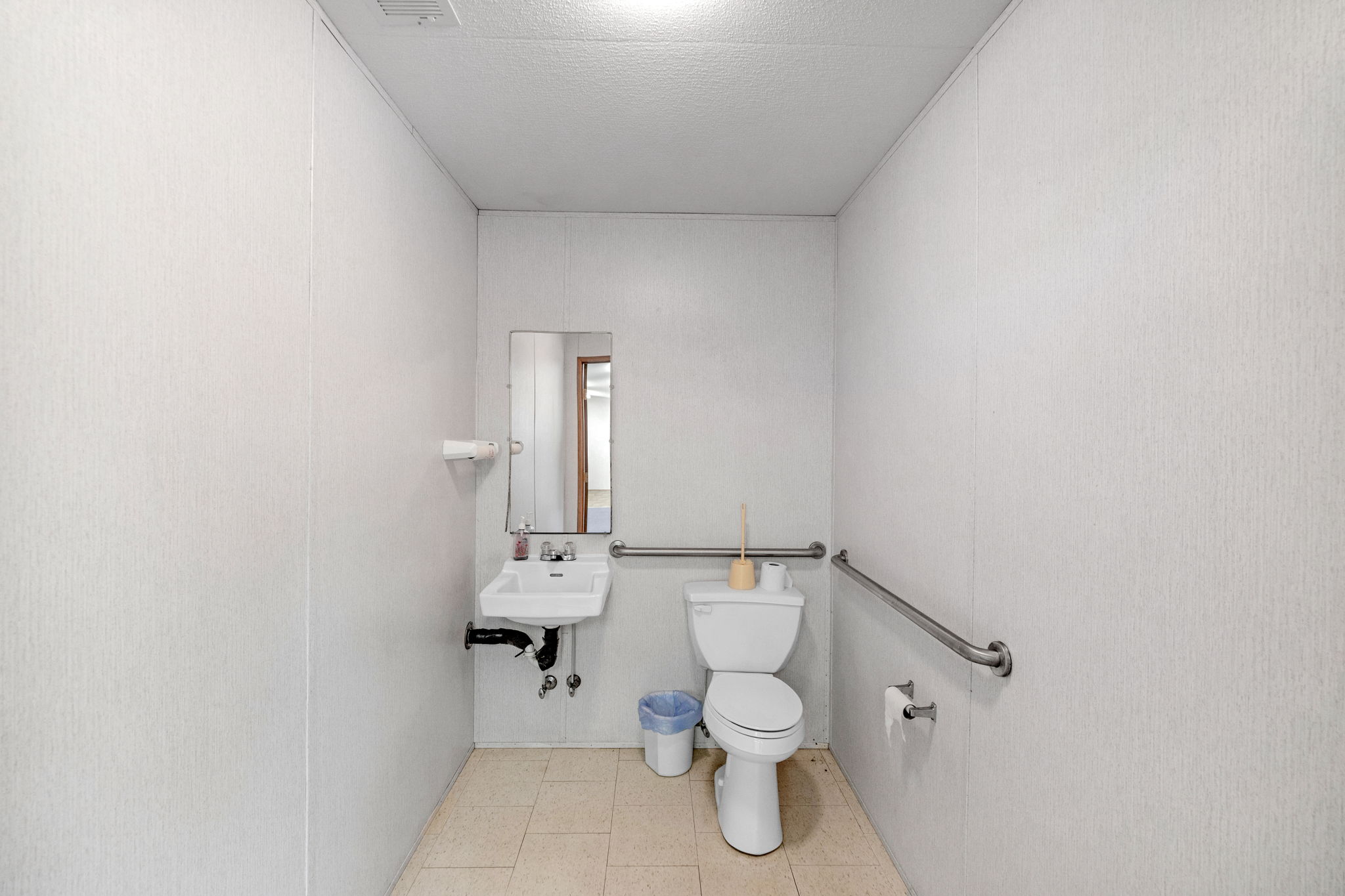 2571 Gibbs Rd-12