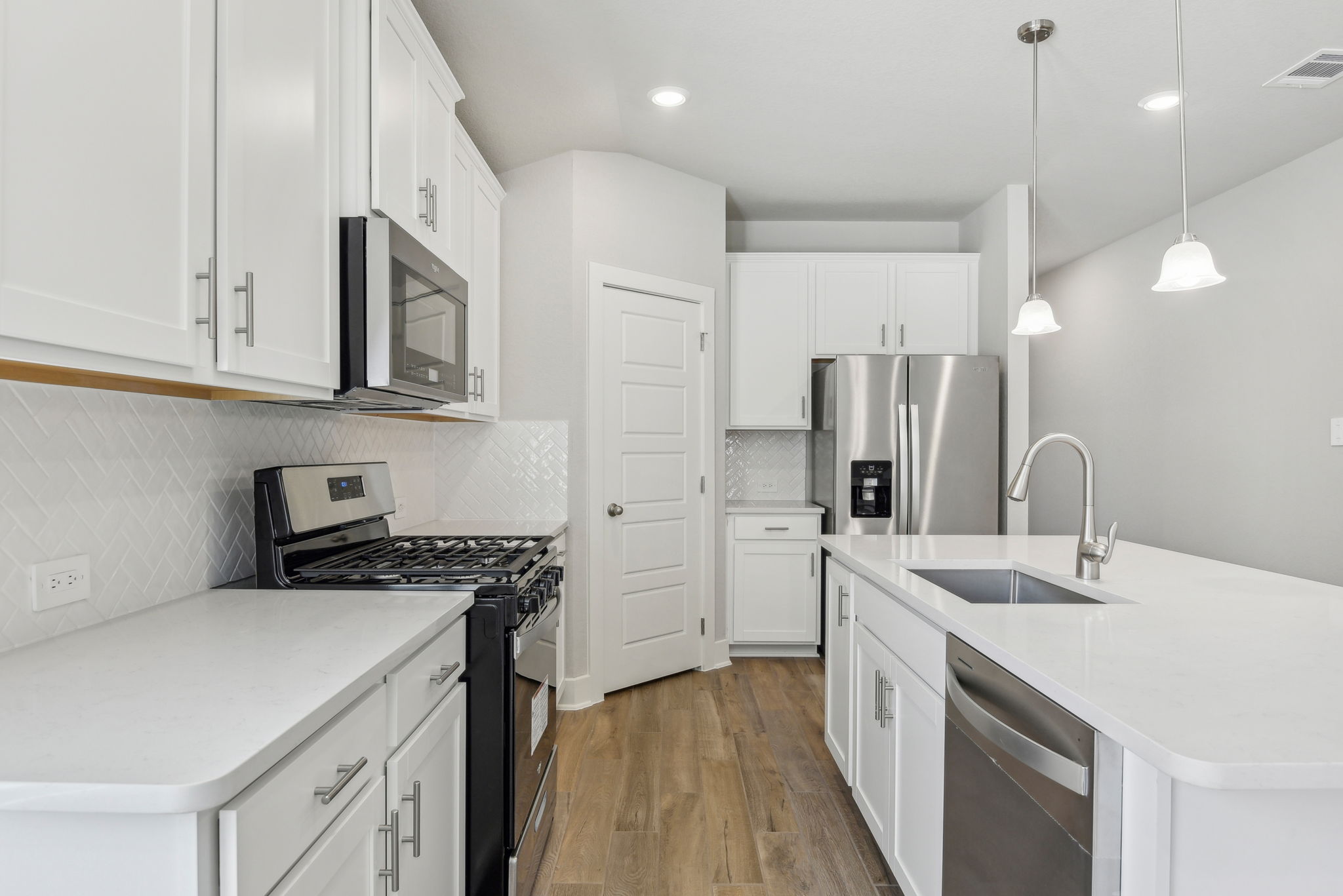 San Antonio-Scenic Crest-25716 Rosey Way-014