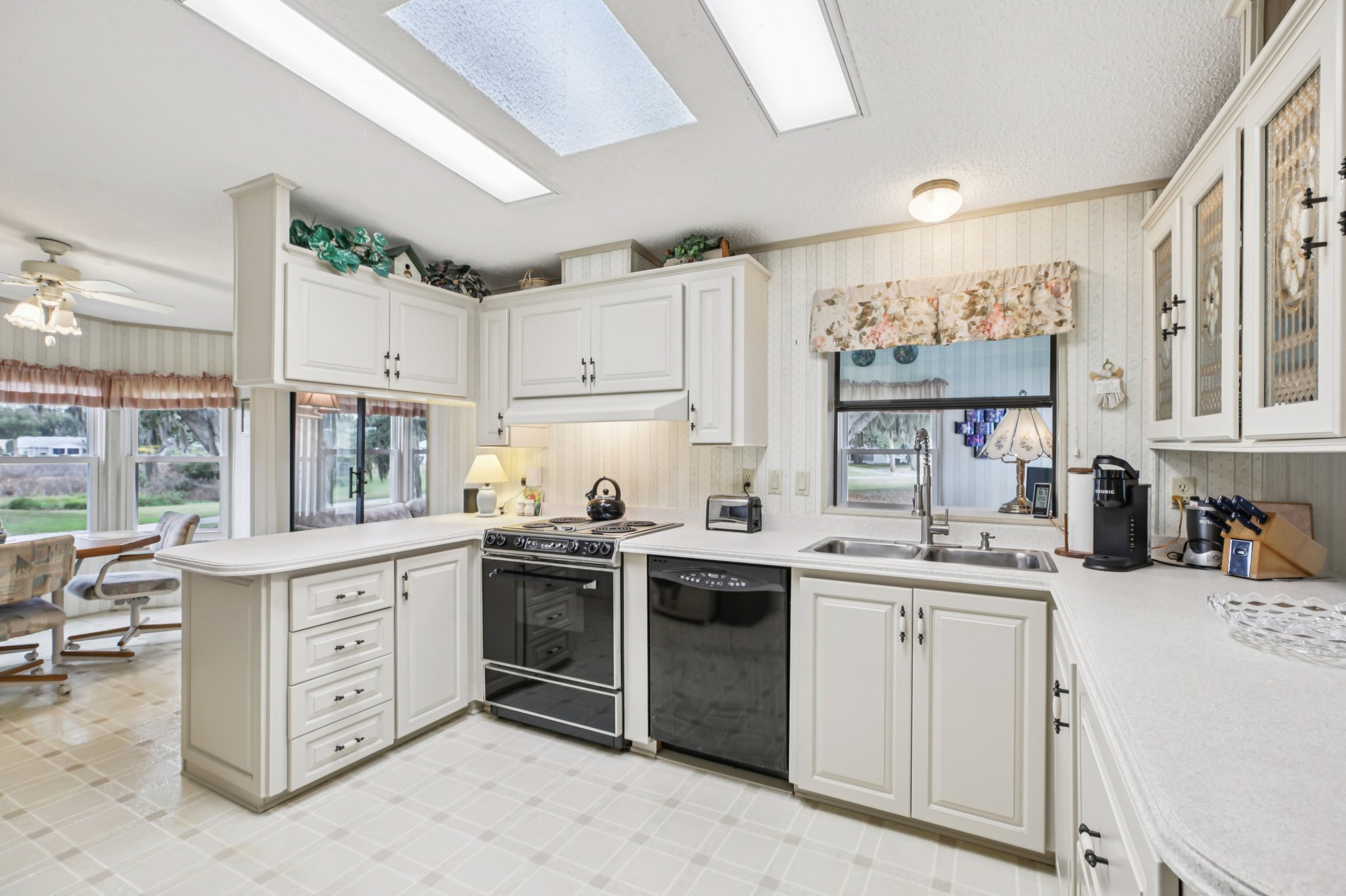 Oak Aly-S1501-022.jpg