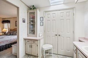 Oak Aly-S1501-031.jpg