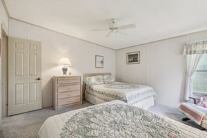 Oak Aly-S1501-033.jpg