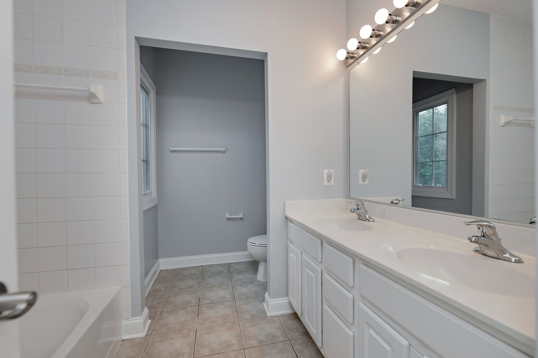 Hallway bath
