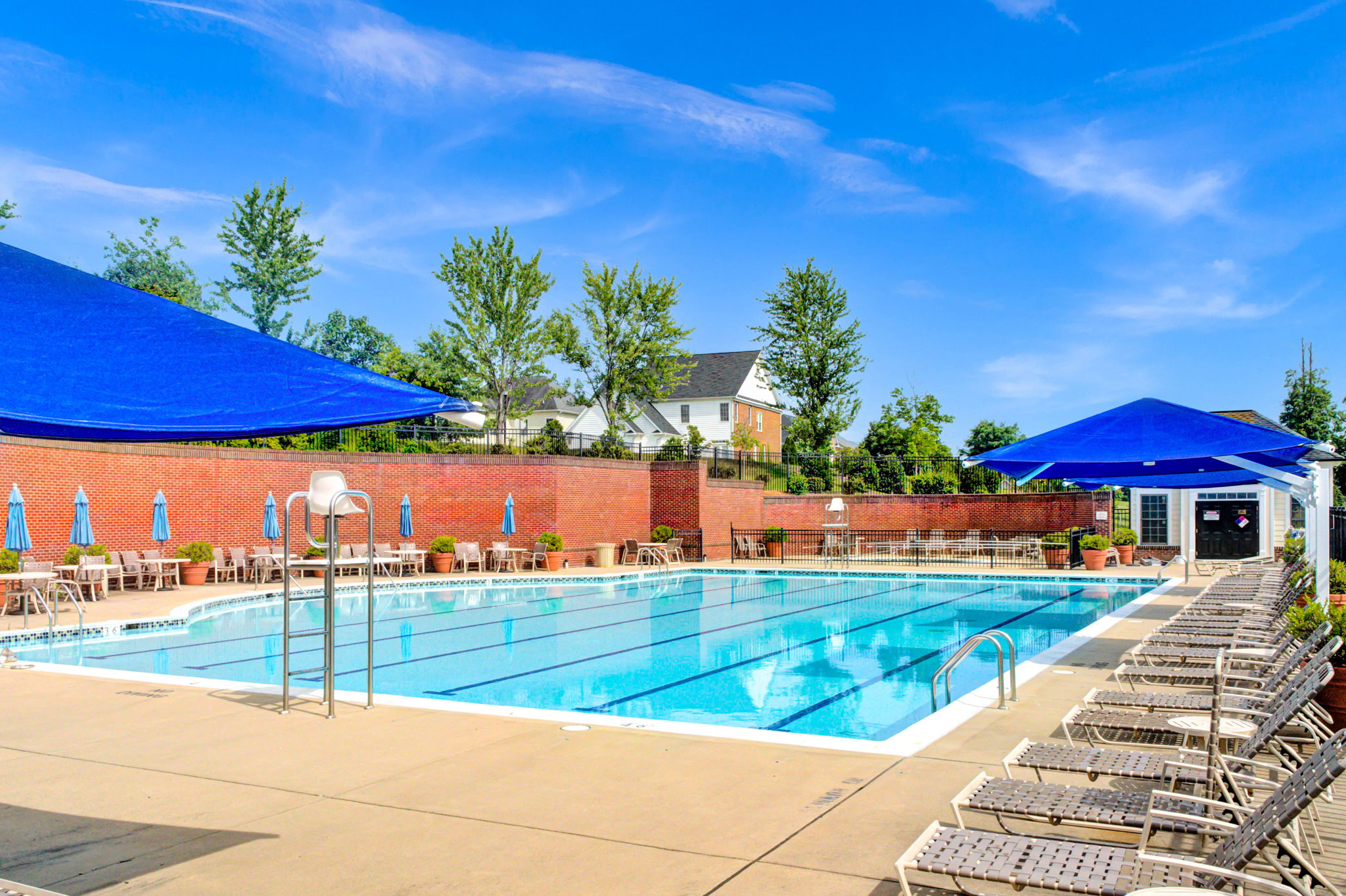 Community outdoor Pool!