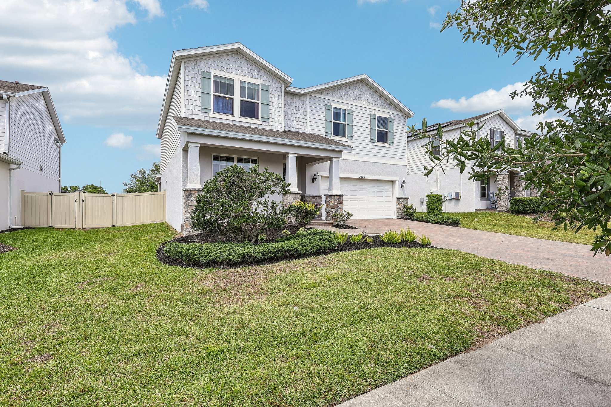 Auburn Ridge Dr -S2104-003.jpg