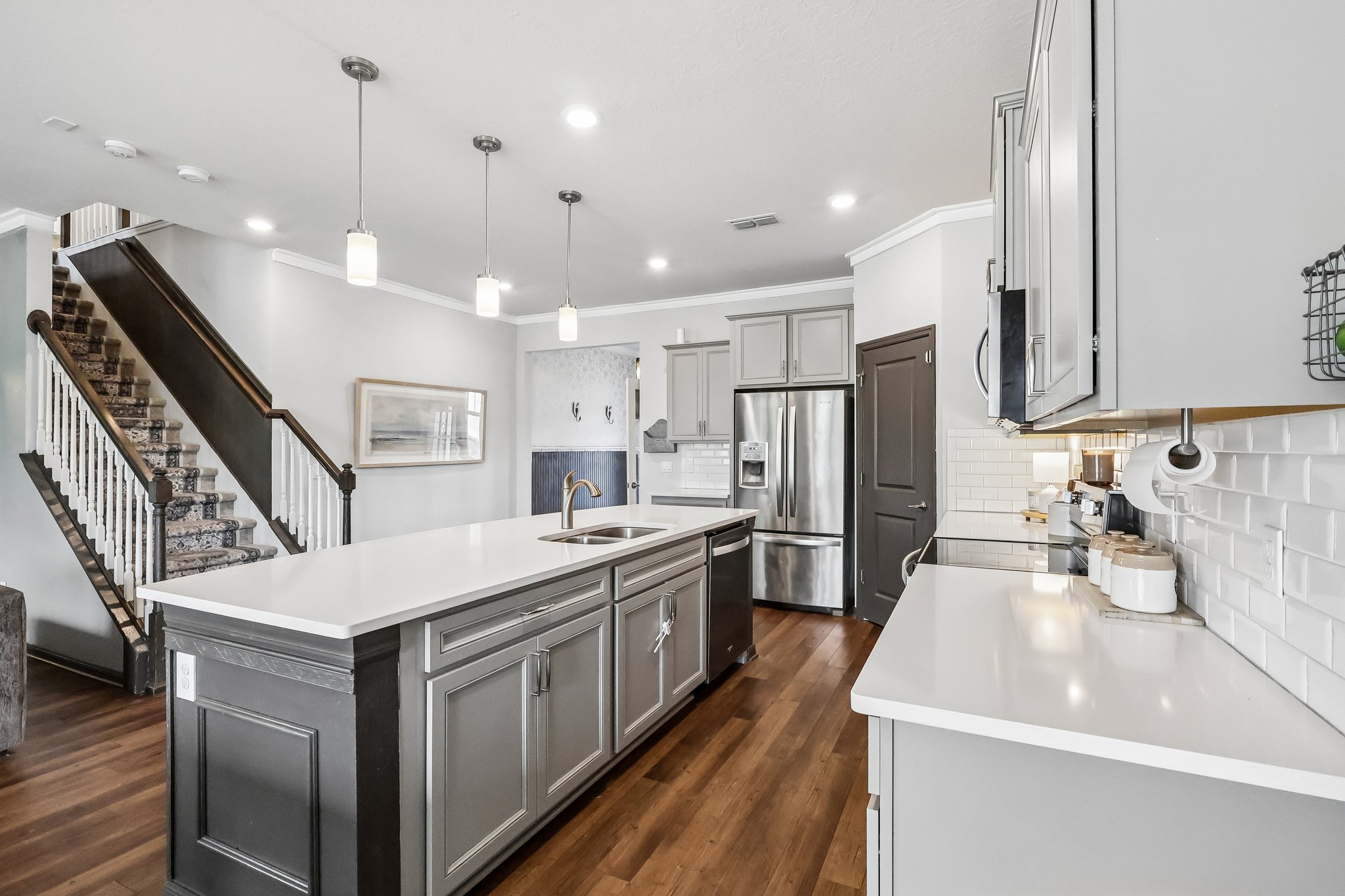 Auburn Ridge Dr -S2104-017.jpg