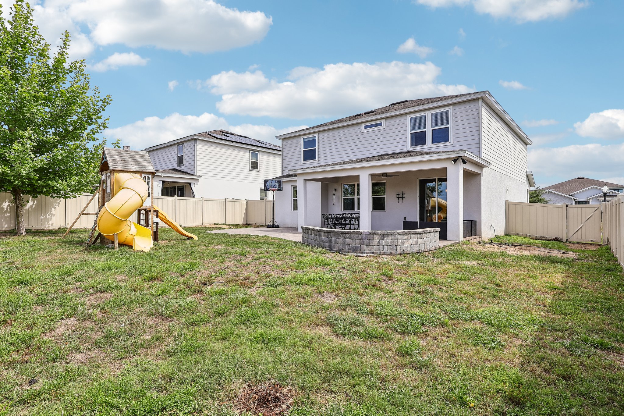 Auburn Ridge Dr -S2104-042.jpg