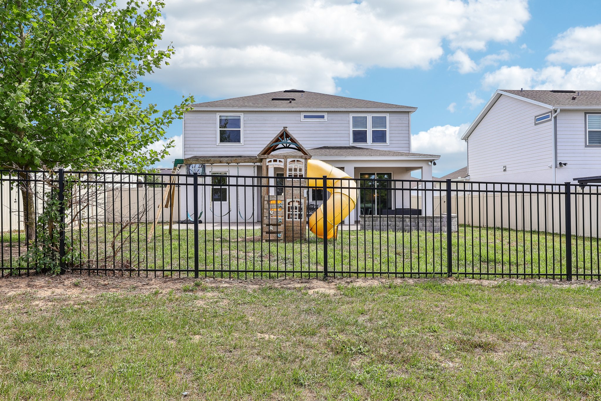 Auburn Ridge Dr -S2104-044.jpg
