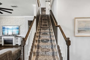 Auburn Ridge Dr -S2104-009.jpg