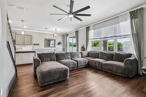 Auburn Ridge Dr -S2104-011.jpg
