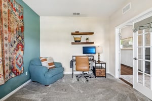 Auburn Ridge Dr -S2104-020.jpg
