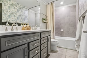 Auburn Ridge Dr -S2104-034.jpg